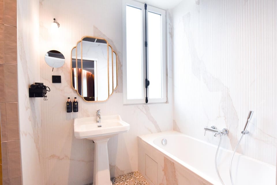 Shower, Bathroom, Bath, towels