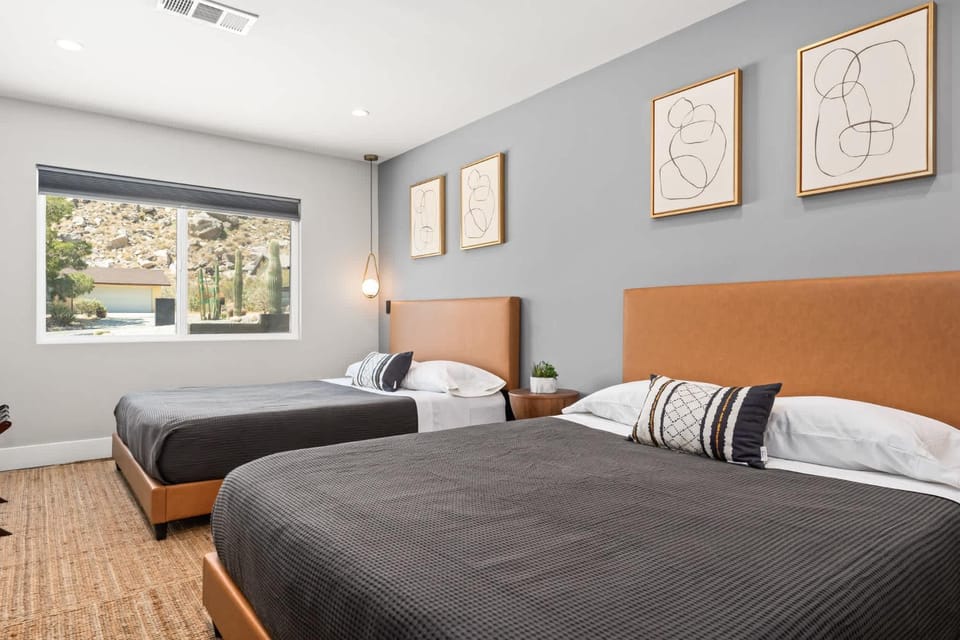 Majestic Luxury Retreat House in Joshua Tree