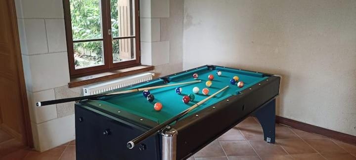 La Ludique - Garage vélo - Billard - Air-Hockey House in Centre-Val de Loire