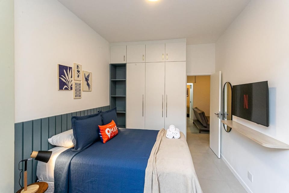 2BDRs, 4 Minutes from Copacabana Beach |SC 86/801 Apartment in Rio de Janeiro