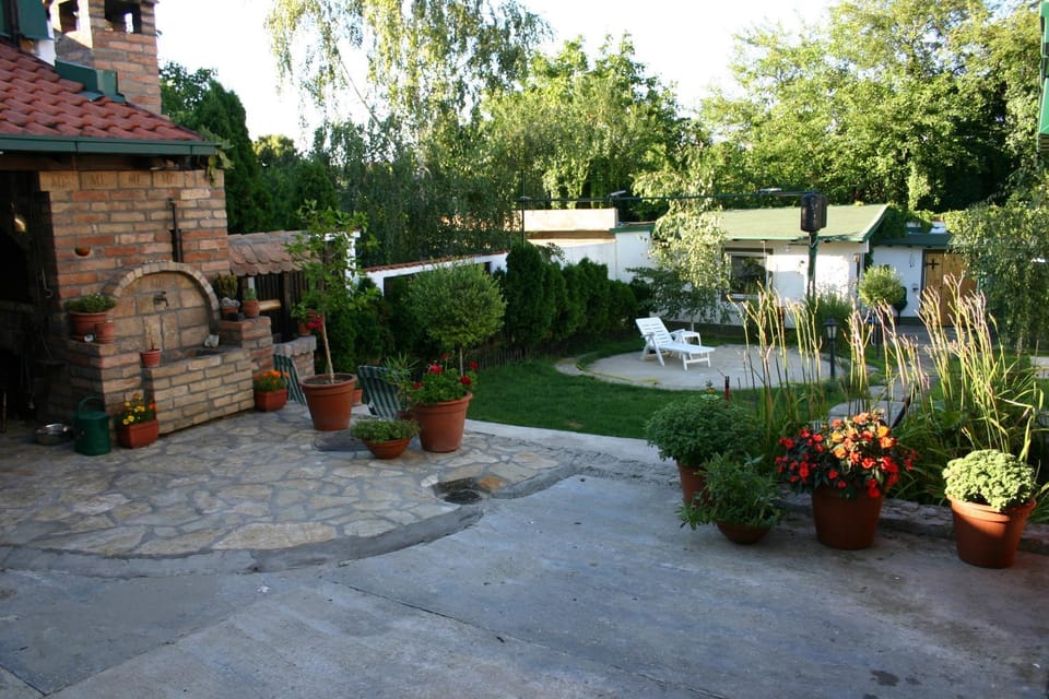Garden, Garden view