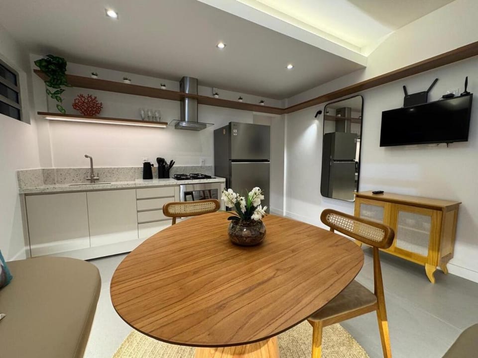 Praia do Rosa Park Studio Apartment in Guarapari