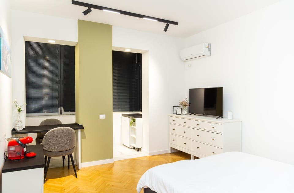 Downtown's five-star excitement Apartment in Bucharest