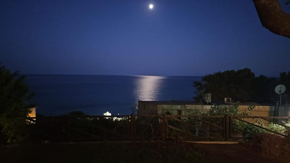 Night, Sea view