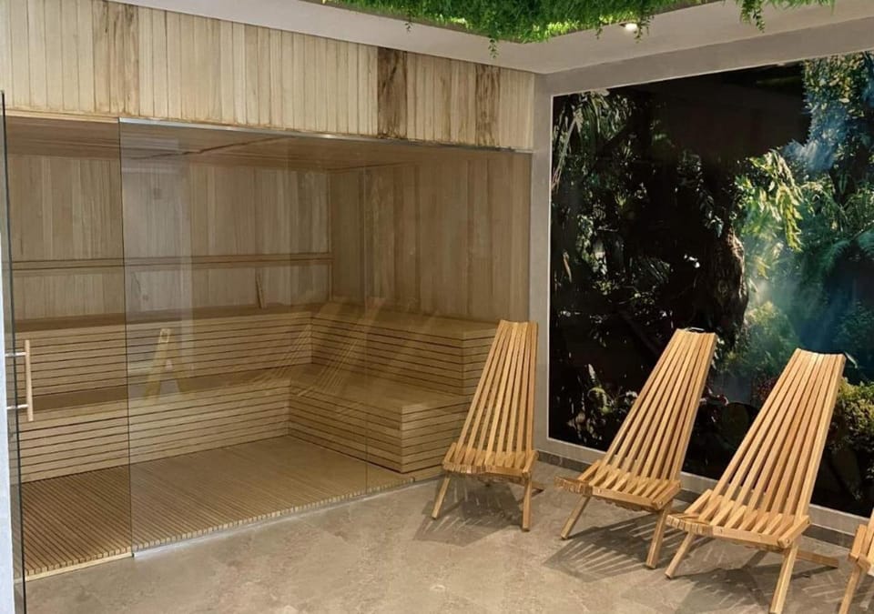 Sauna, sunbed
