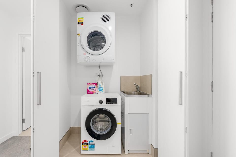 laundry, dryer