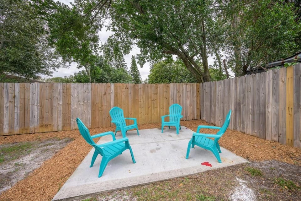 Comfy studio in Central Orlando House in Azalea Park