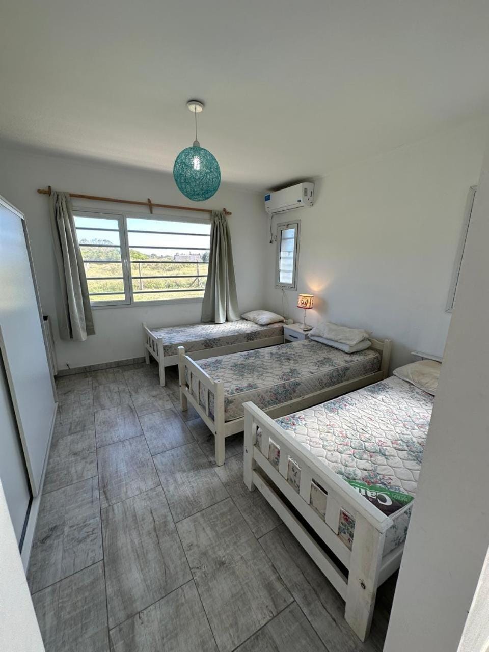 Casa 5 cuadras del mar con pileta House in Necochea
