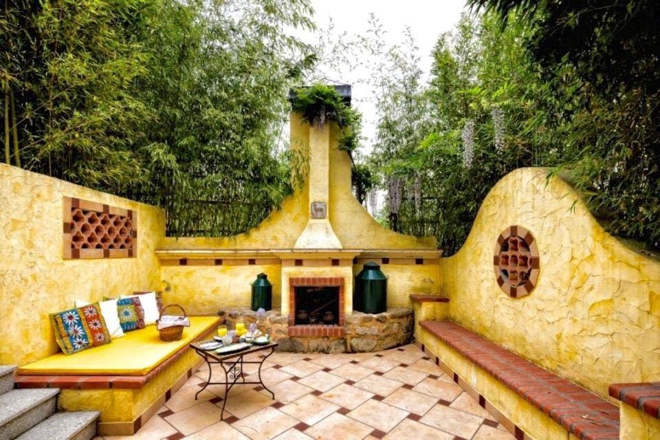 Moinhos do Pisão Country House in Portugal