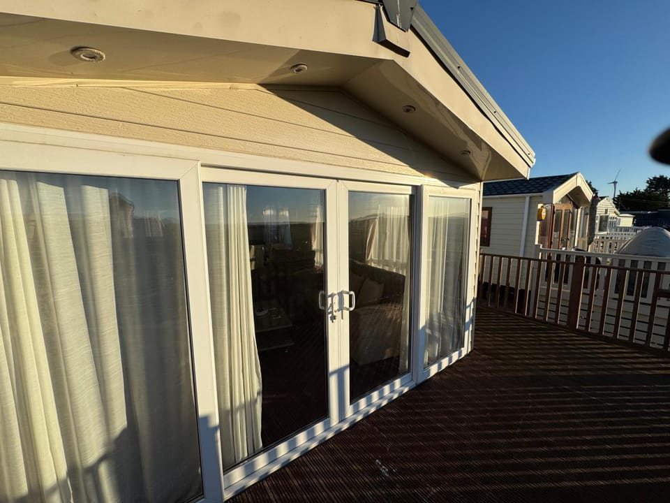 Turnberry Holiday Park Amazing Sea View Campground/ 
RV Resort in England