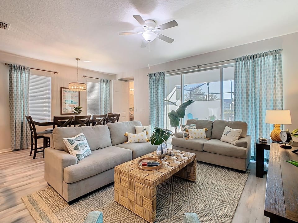 Living room, Seating area, Dining area