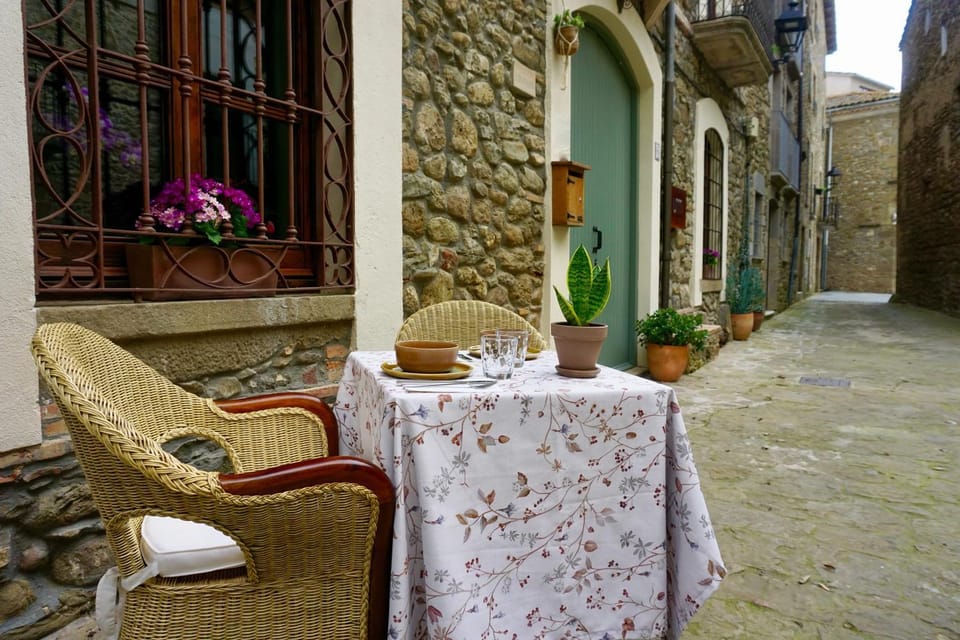 Property building, Balcony/Terrace, Internal: Not applicable to any particular room