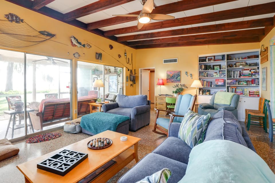 Lake Harris Retreat: Fisherman's Paradise House in Leesburg