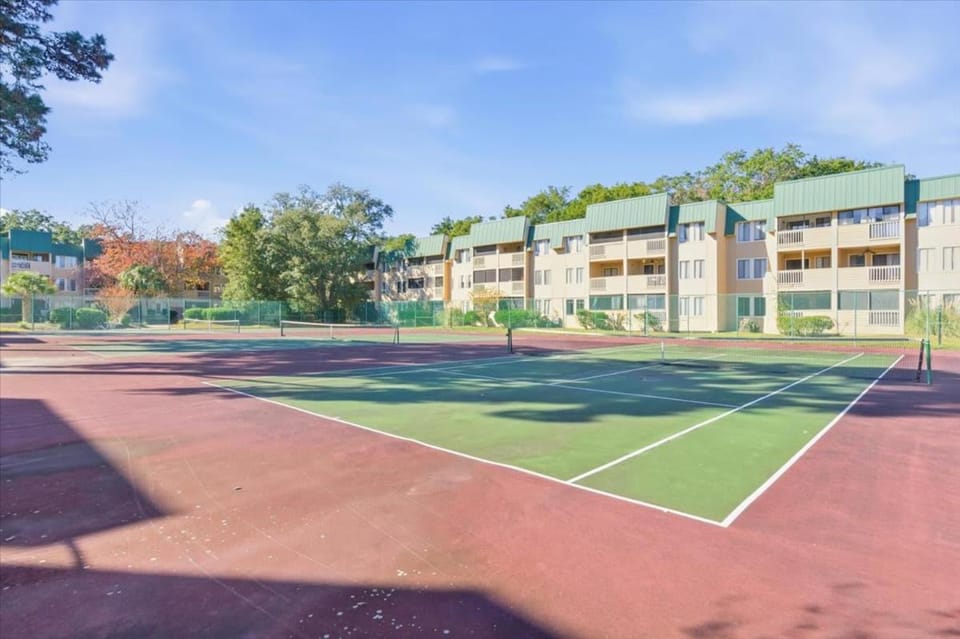 Beach-Ready Hilton Head Condo w Resort Amenities House in Hilton Head Island