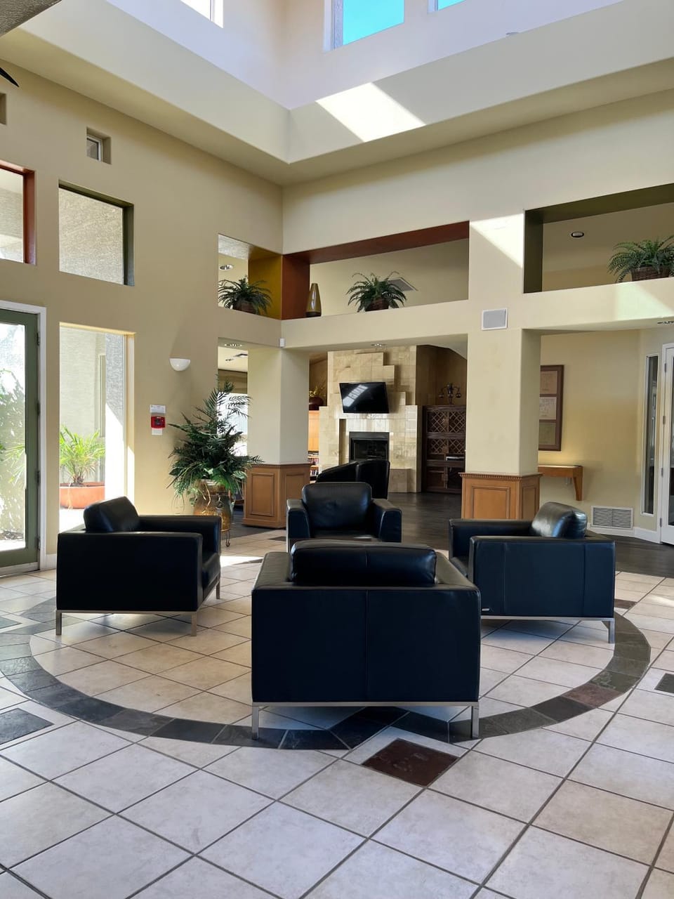 Communal lounge/ TV room