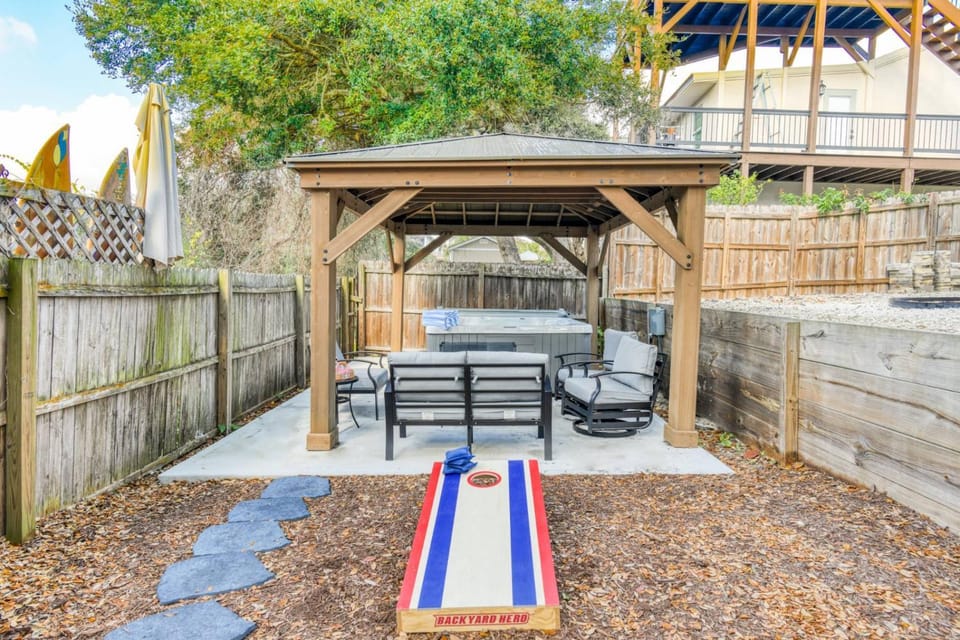Turtles Nest House in Butler Beach
