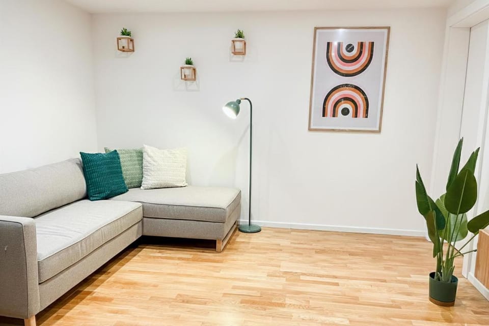 1,5-Zimmer, Top ausgestattet, 4 Pers, Souterrain, Self Check-in, Parkplatz, Netflix & Amazon Prime Apartment in Salzburgerland