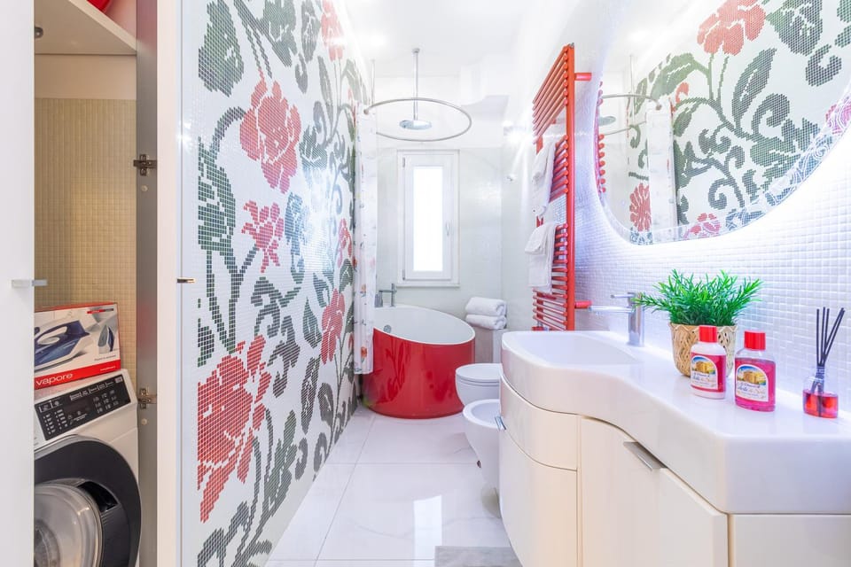 Bathroom, Bath, washing machine