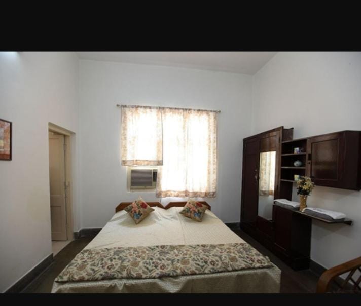 Chaudhary dharamshala Bed and Breakfast in Maharashtra