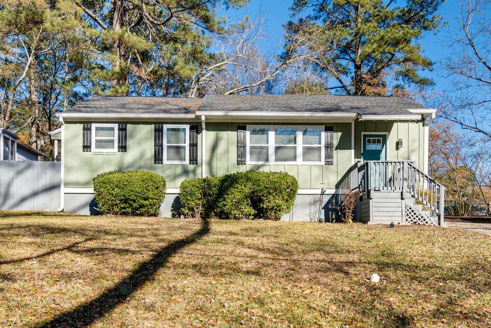 Fenced Backyard! West ATL Home Near Mercedes-Benz House in Atlanta