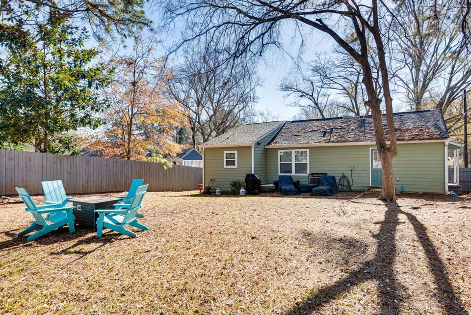 Fenced Backyard! West ATL Home Near Mercedes-Benz House in Atlanta