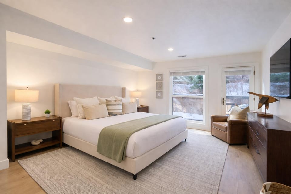 Woodside Avenue Retreat 1375 House in Park City