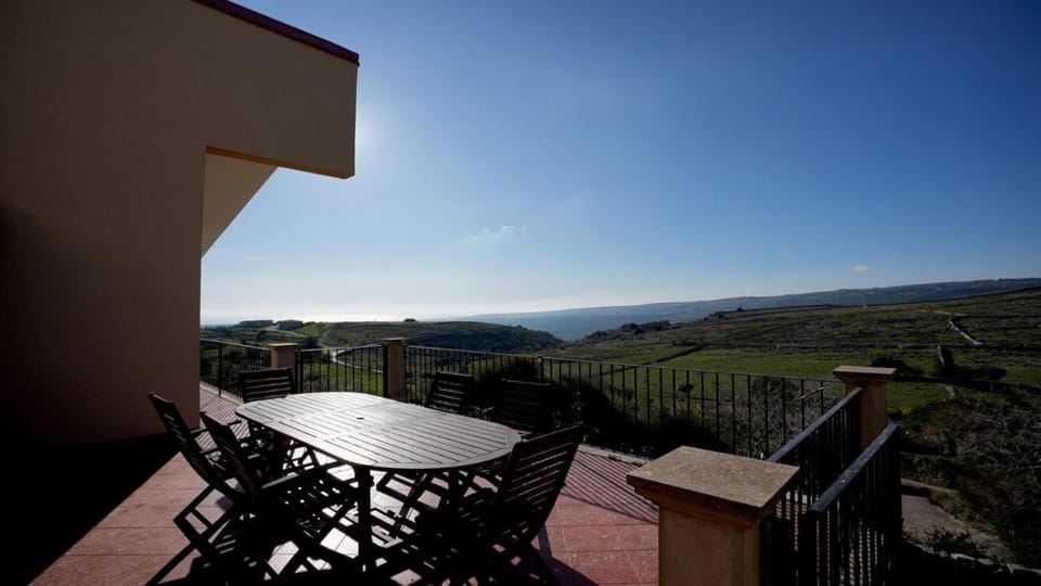 Patio, Day, Natural landscape, View (from property/room), Balcony/Terrace, Dining area, Mountain view, Sea view