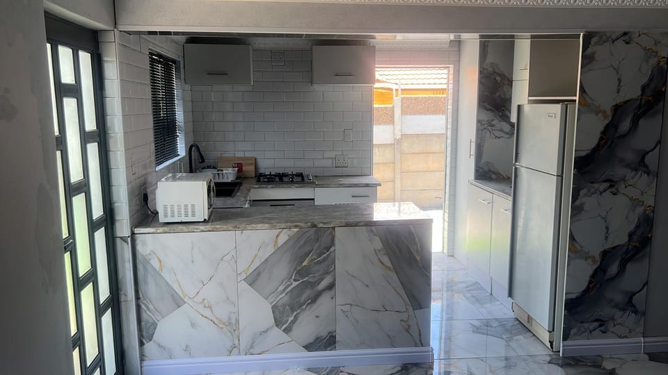 Oryx guest house Bed and Breakfast in Cape Town