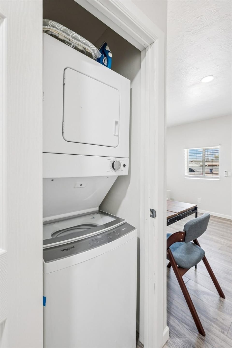Cozy Studio Retreat with Private Bath & Kitchenette Apartment in Tempe