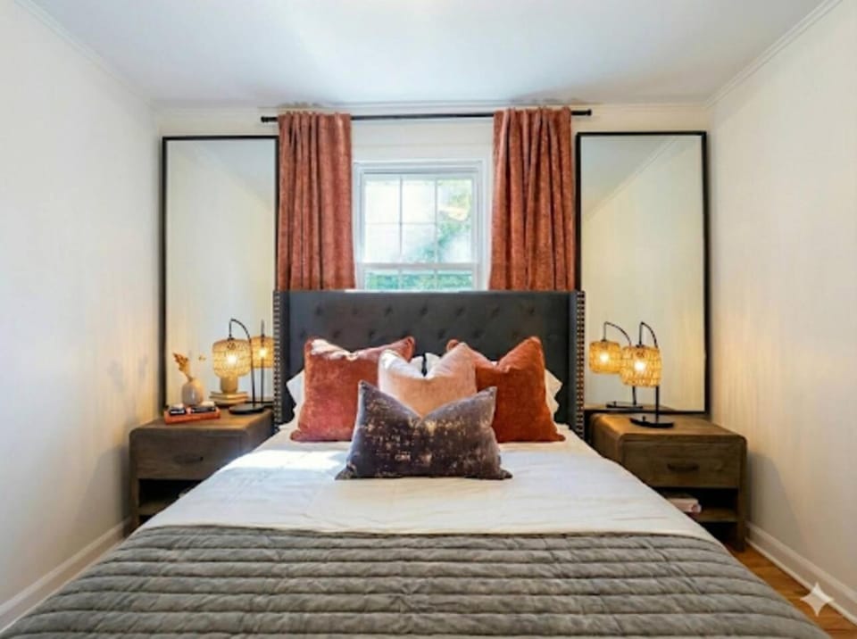 Bed, Bedroom