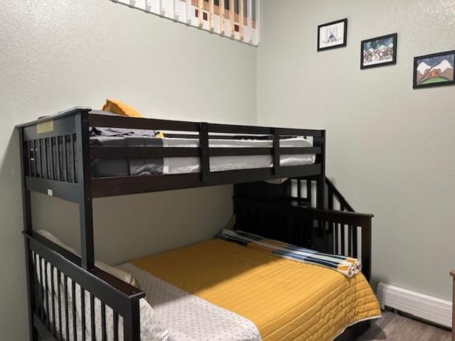 Bedroom, bunk bed