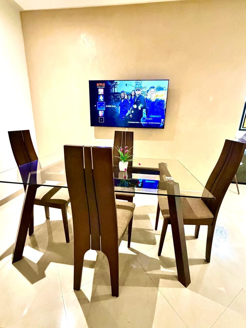 Appartement avec vue sur parc et Wifi 100 Mo illimité ! Apartment in Fes