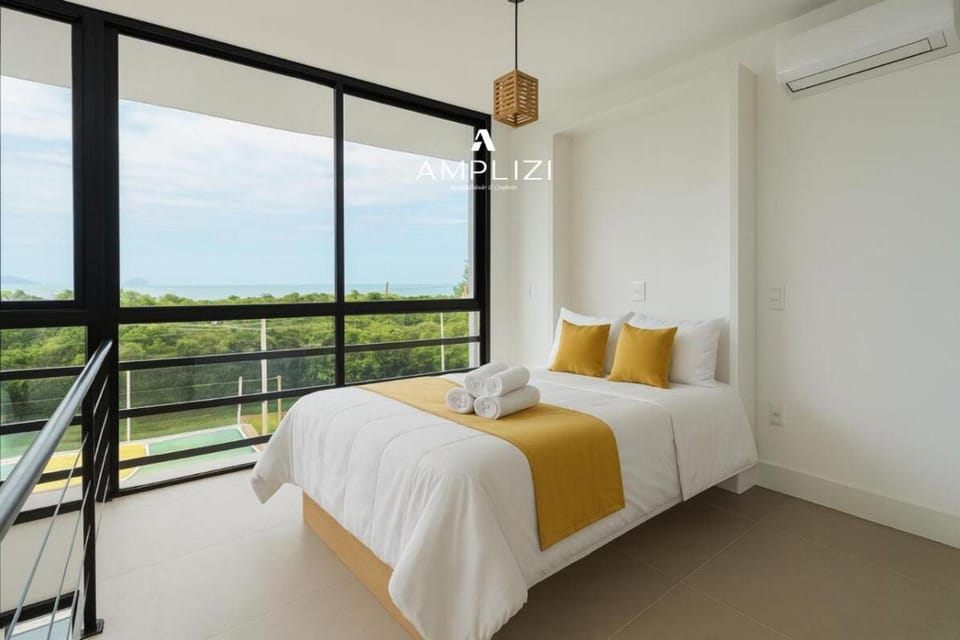 Duplex Beira Mar Amplizi Apartment in Florianopolis