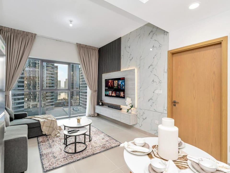 Elegant 1BR in Bellevue Towers Downtown Dubai Apartment in Dubai