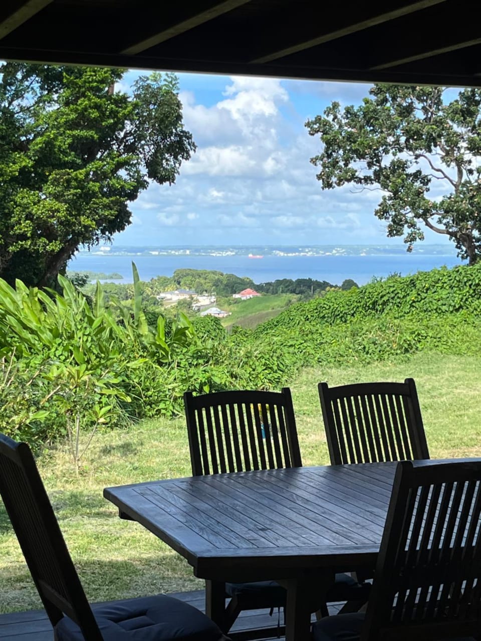 Villa le Paradis Secret Vue mer avec accès rivière Villa in Petit-Bourg
