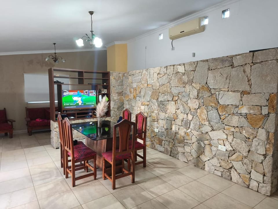Communal lounge/ TV room, Dining area
