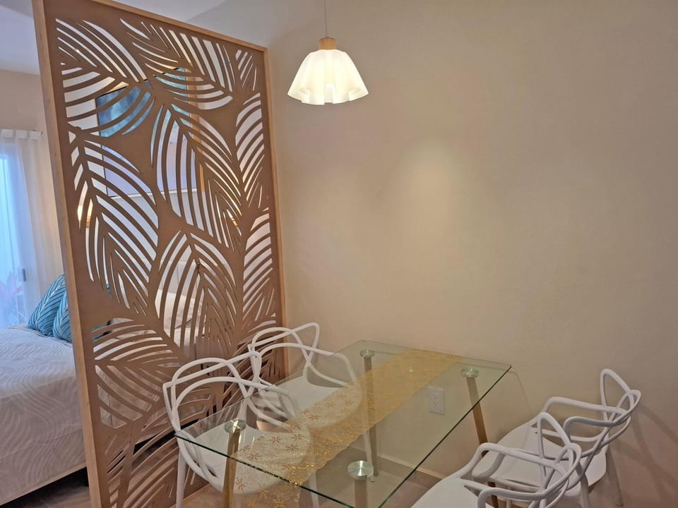 New Elegant Studio with Pool, Garden & Comfort Apartment in Playa del Carmen