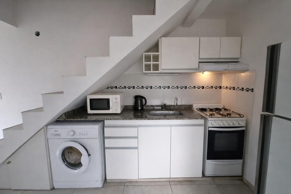 Kitchen or kitchenette, oven, pet friendly, washing machine