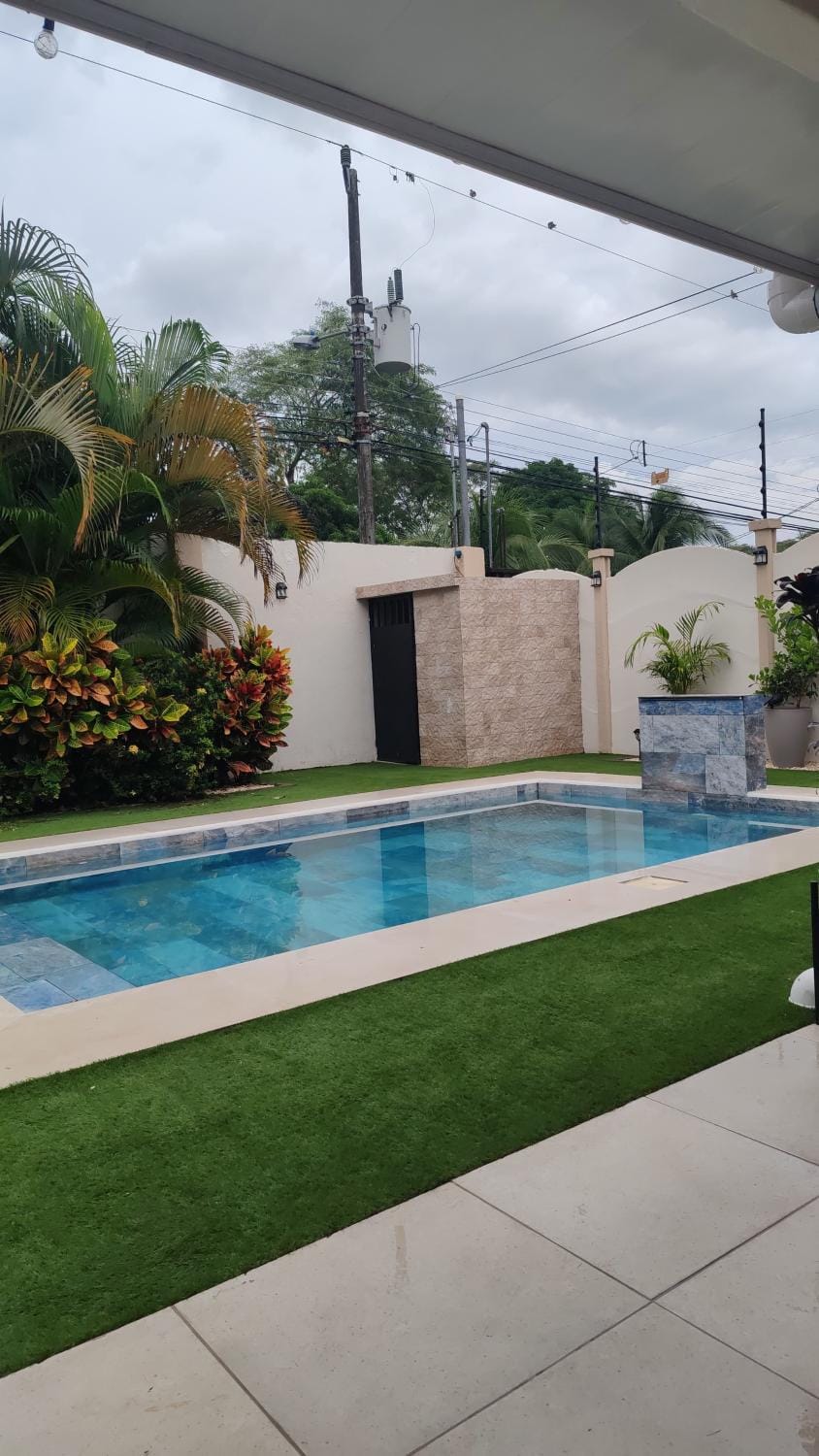 Casa Tribu House in Puntarenas Province