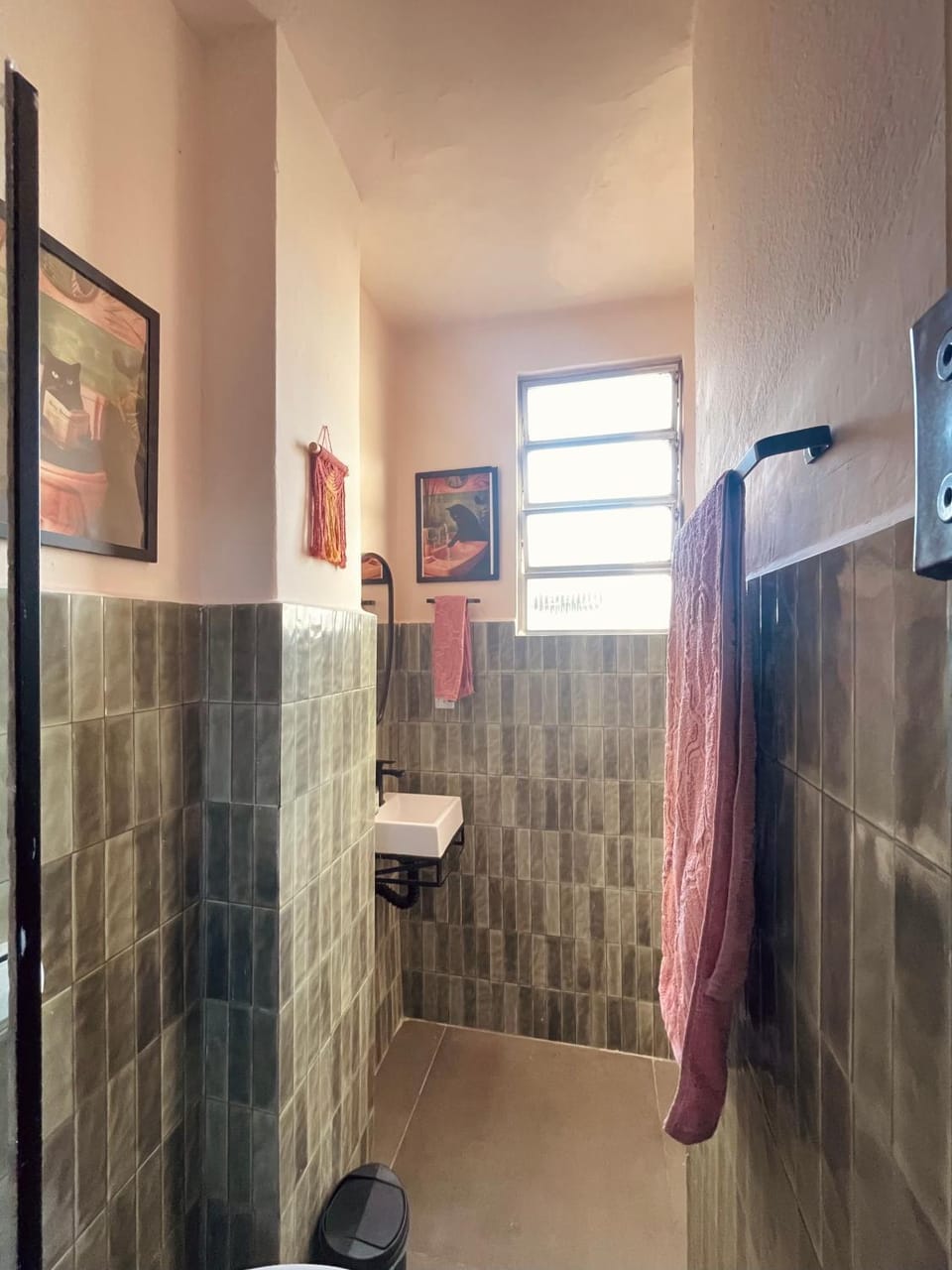 Shower, Bathroom, towels