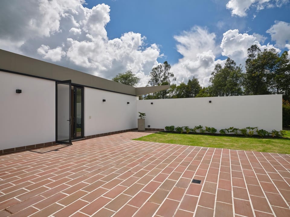 Inner courtyard view