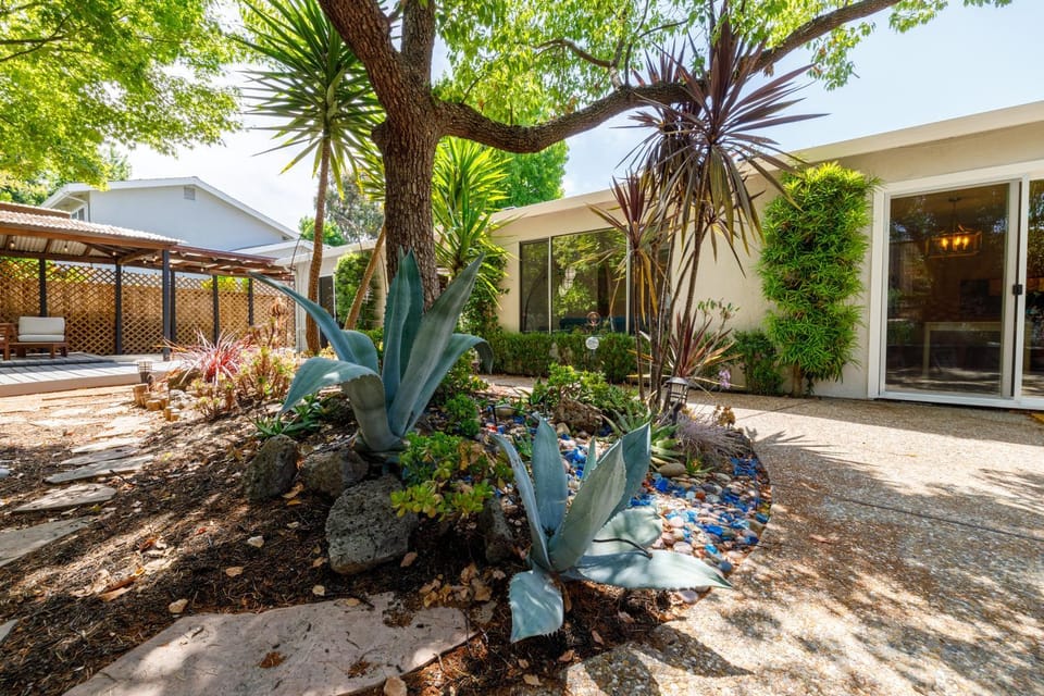 Cheerful 3 bedrooms 2bathrooms Single Family house Villa in San Ramon