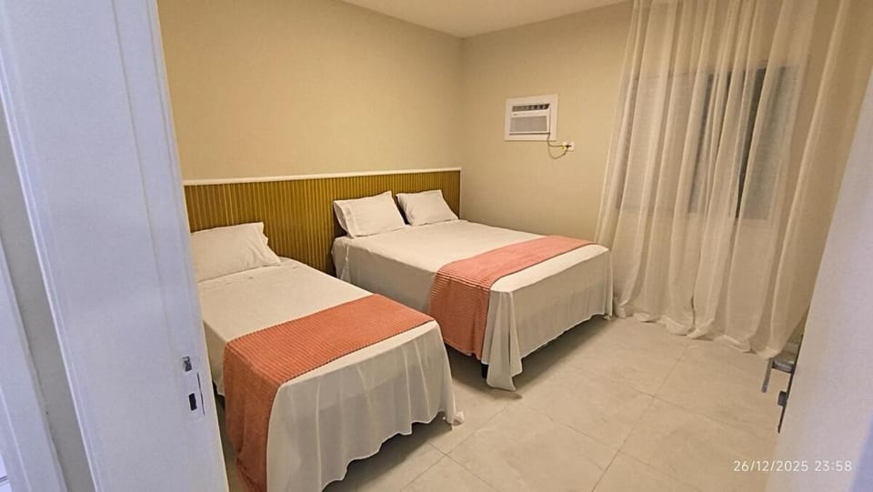 Apê no Guarujá, ar, wi-fi, garagem e praia a pé! Apartment in State of São Paulo
