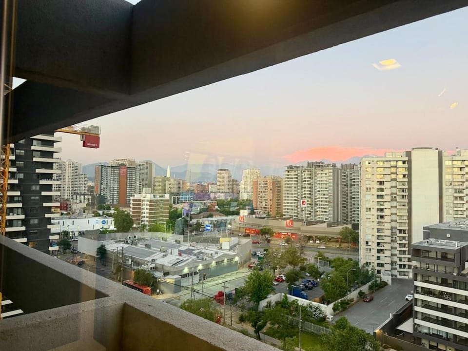 Balcony/Terrace, City view, Mountain view, Shopping Area