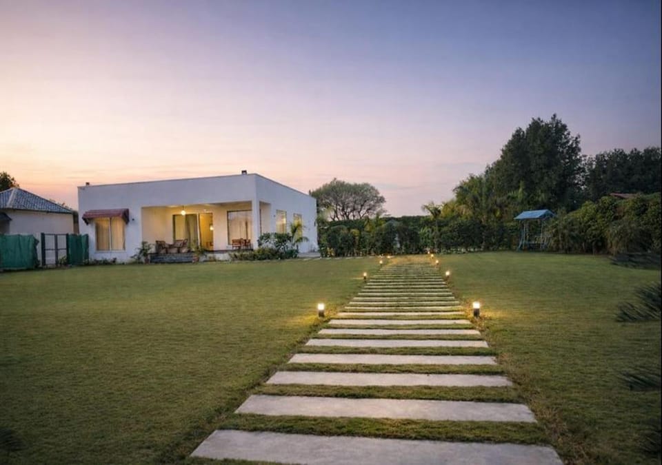 Property building, Garden