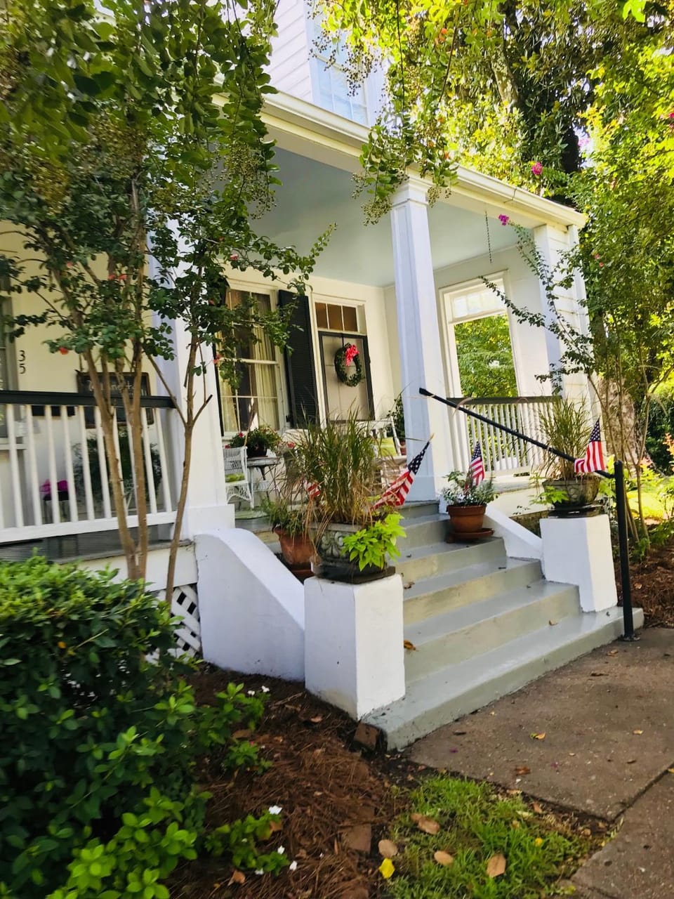 Magnolia Cottage Bed and Breakfast Bed and Breakfast in Natchez