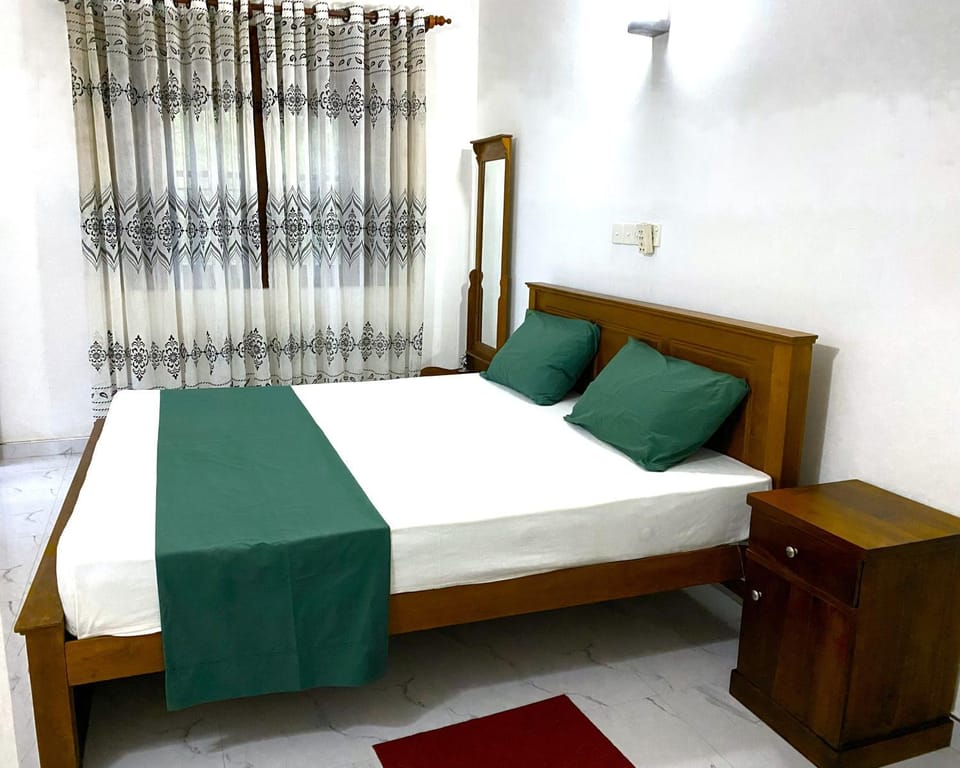 Mirissa Life Guest Bed and Breakfast in Mirissa