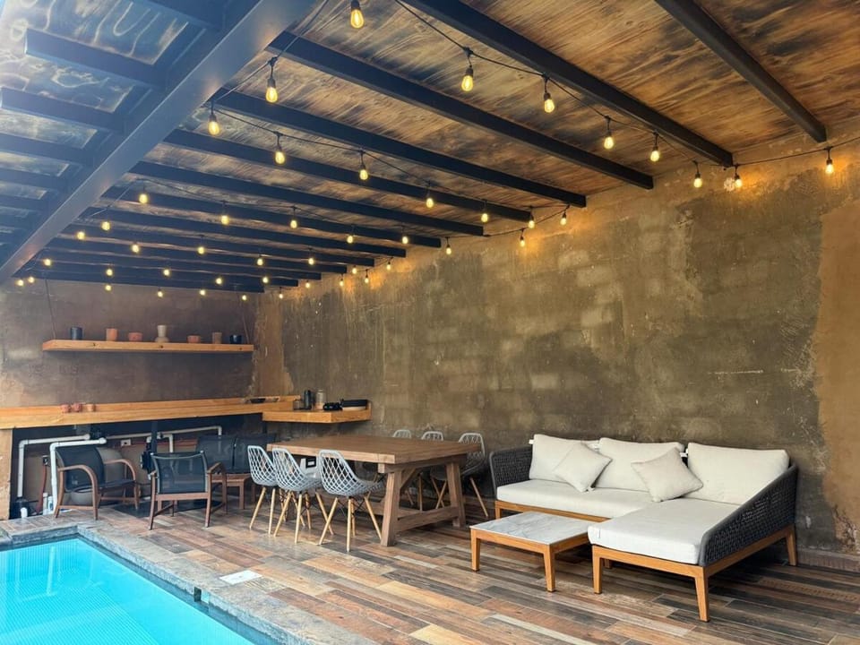 Enso House in Valle de Bravo House in State of Mexico