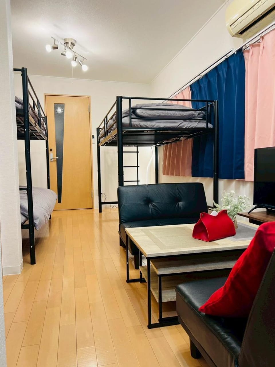 Ln40 三宮駅8分 交通至便 閑静な住宅街の貸切フラット一軒家 KOALA FLAT Apartment in Kobe