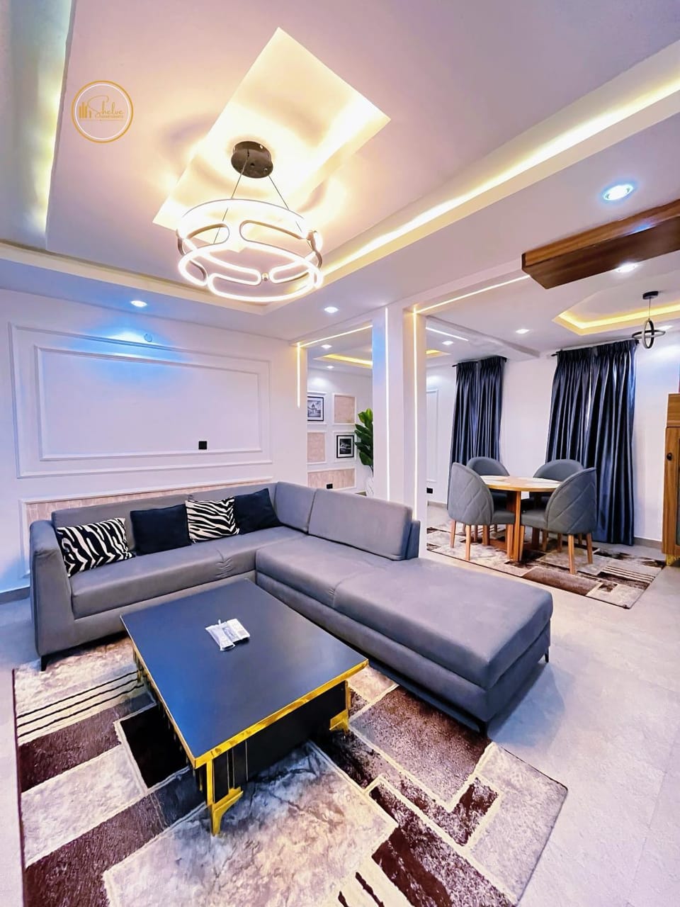 Living room, Seating area